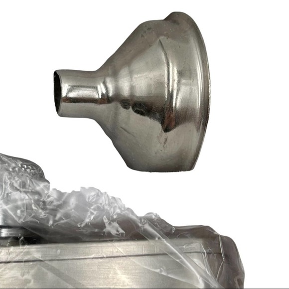 Colibri 7 Oz Nascar Flask with funnel - NIB (NEW IN BOX) - Picture 5 of 11